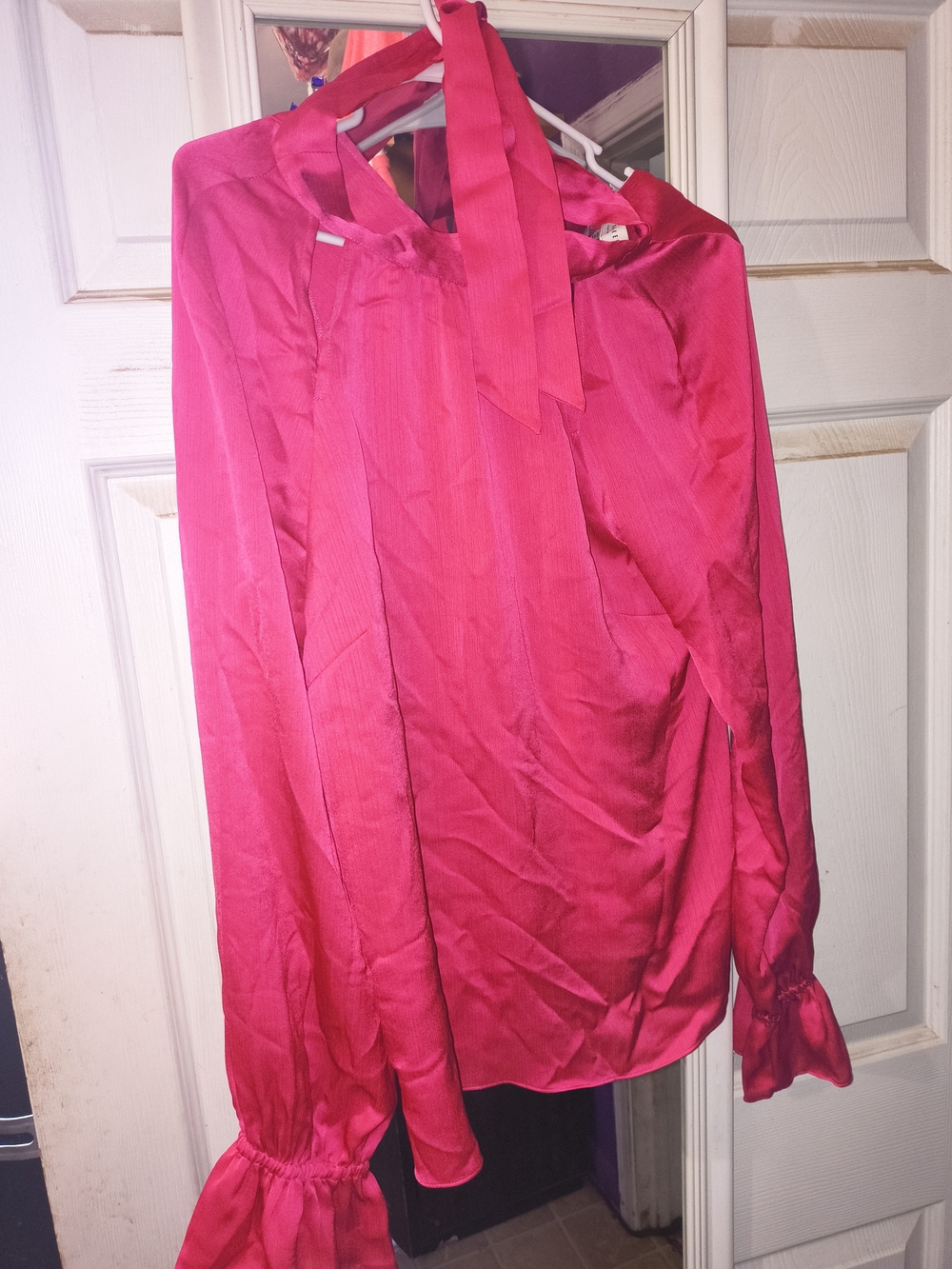 Ted Baker London Hot Pink Satin Bow Tie-Neck Blouse - Size 3 (US 8 / Large)